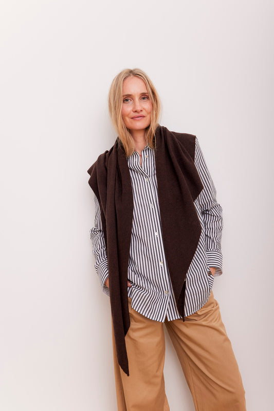 Beta Studios Triangle Big Scarf Grey