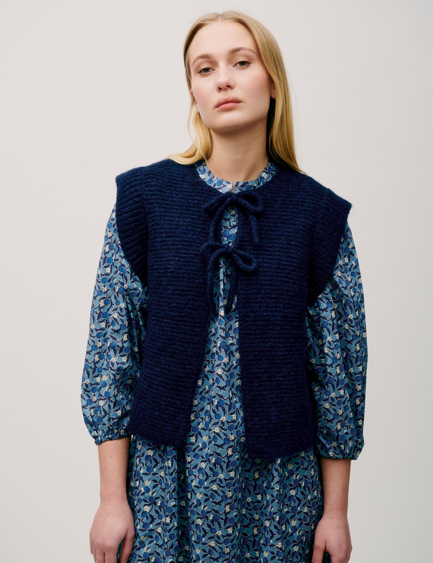 APOF Gia Vest