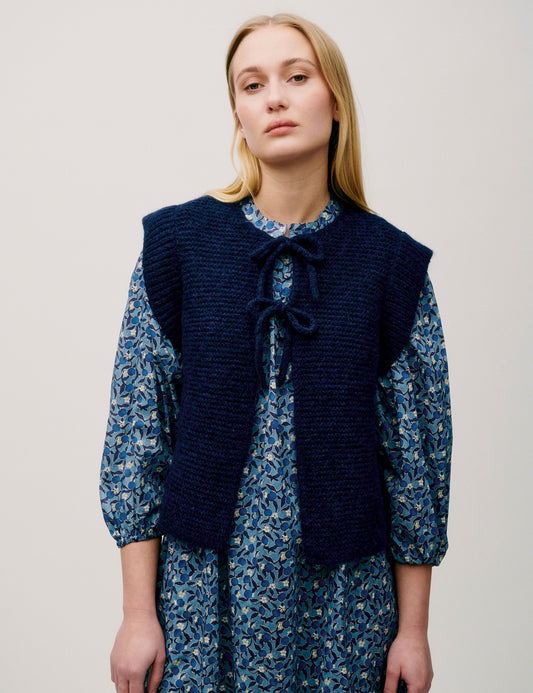 APOF Gia Vest